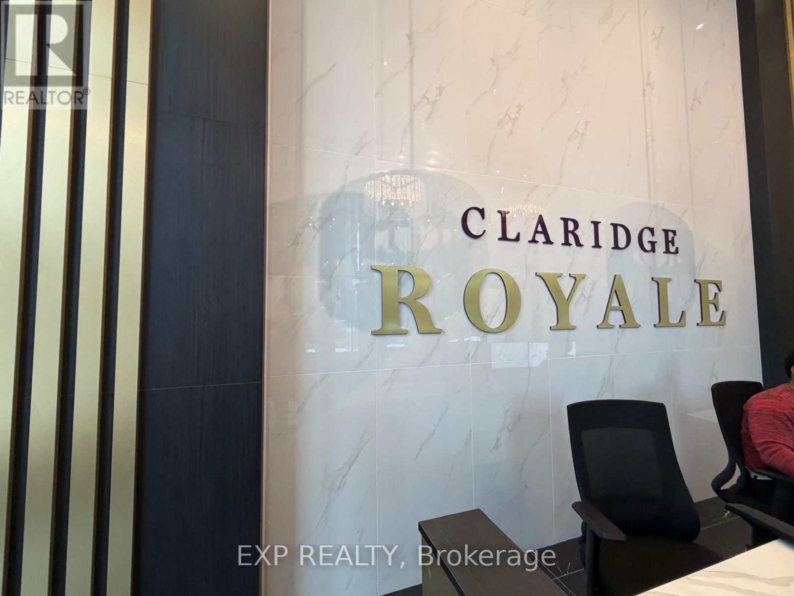 304 - 180 George Street, Ottawa, Ontario  K1N 0G8 - Photo 2 - X12885952