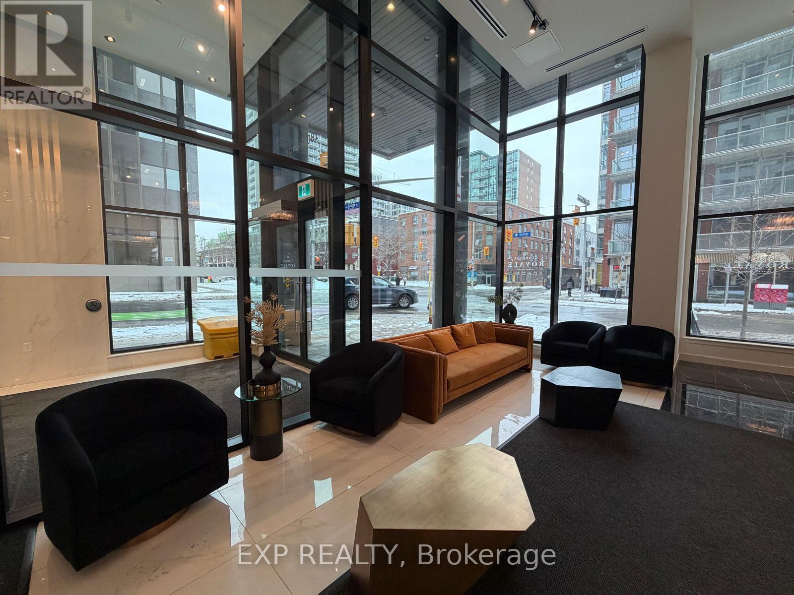 304 - 180 George Street, Ottawa, Ontario  K1N 0G8 - Photo 3 - X12885952