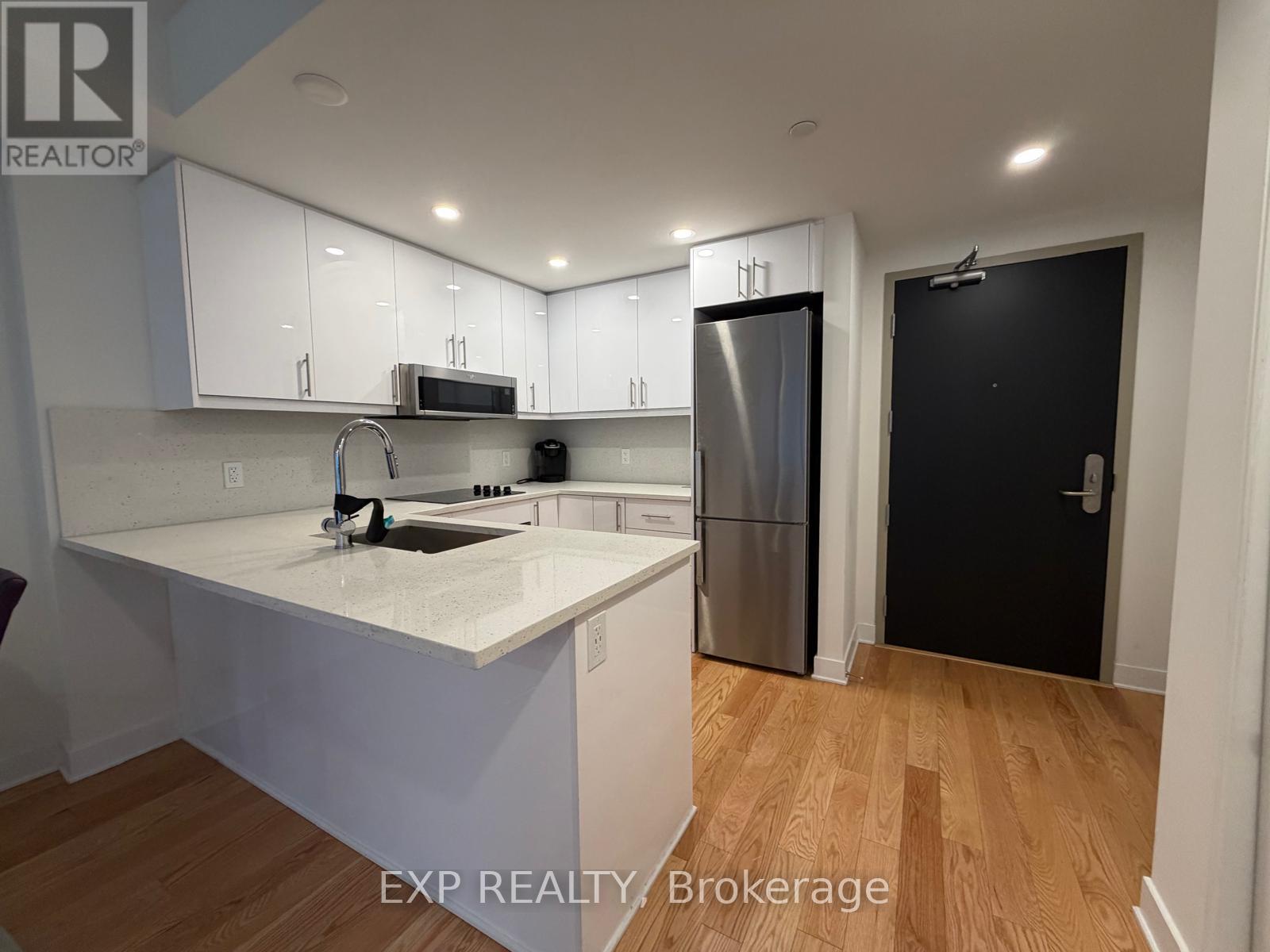 304 - 180 George Street, Ottawa, Ontario  K1N 0G8 - Photo 7 - X12885952