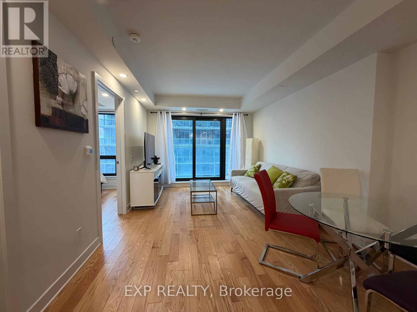 304 - 180 George Street, Ottawa, Ontario  K1N 0G8 - Photo 8 - X12885952