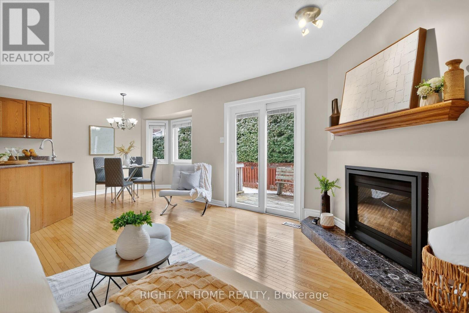 30 Randall James Drive, Ottawa, Ontario  K2S 1M4 - Photo 15 - X12886052