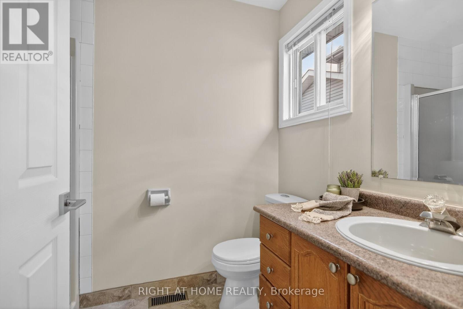 30 Randall James Drive, Ottawa, Ontario  K2S 1M4 - Photo 22 - X12886052