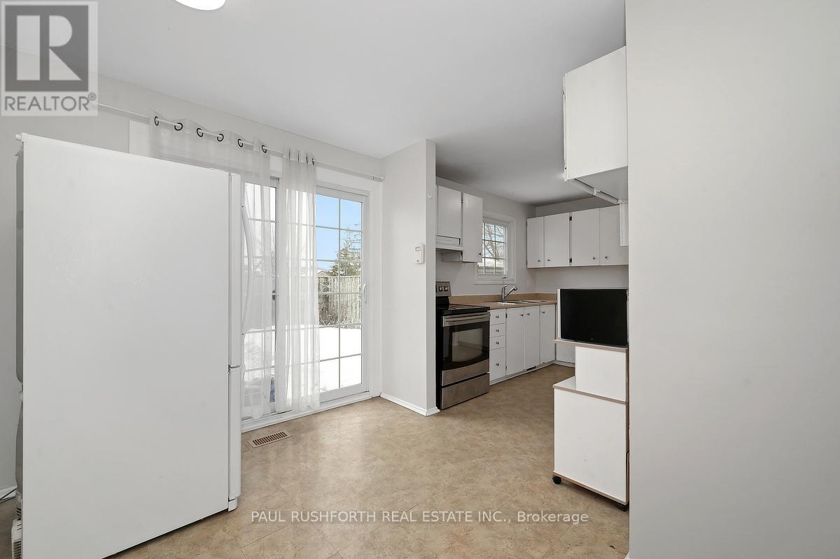 1107 Meadowlands Drive, Ottawa, Ontario  K2C 0K5 - Photo 13 - X12886108