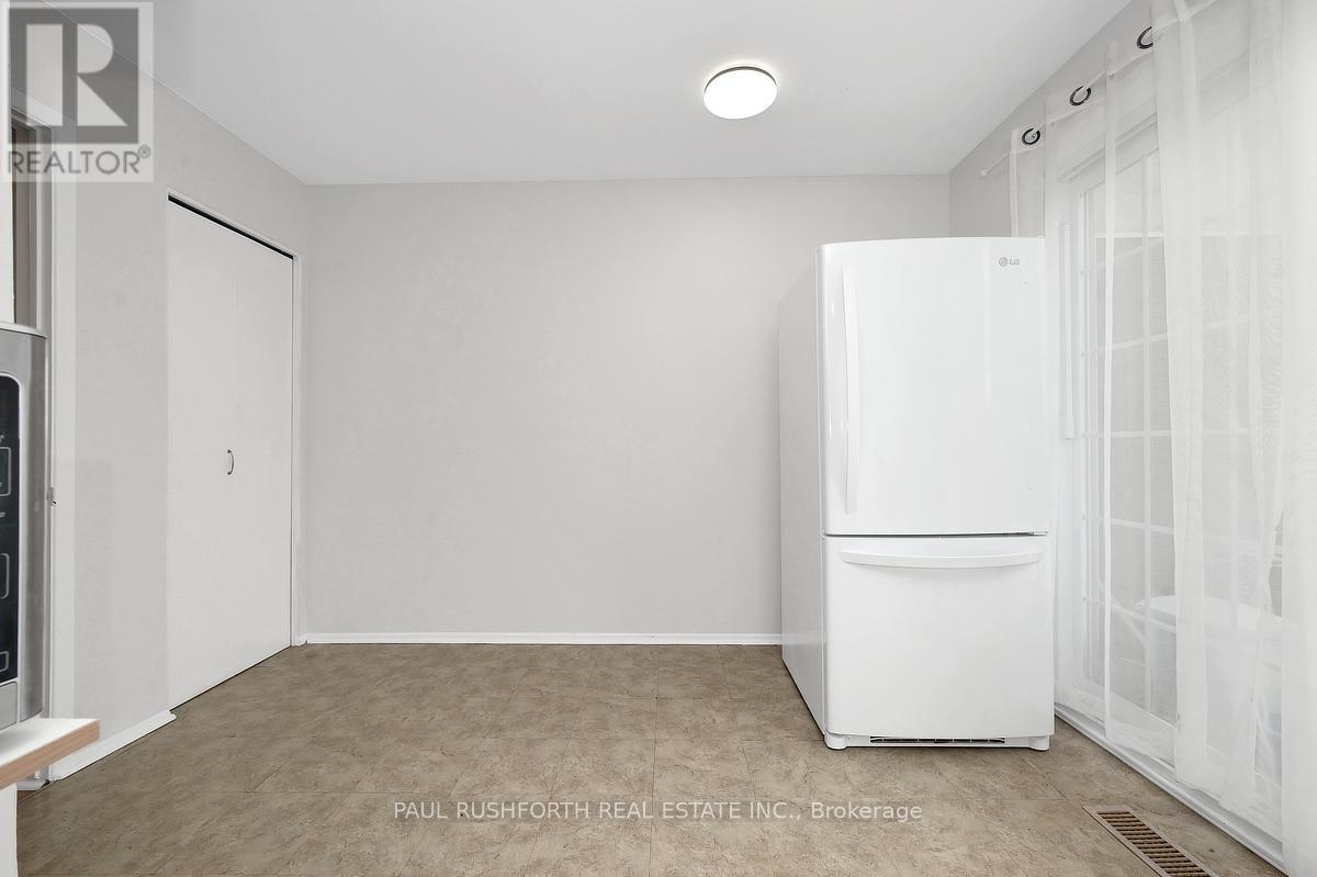 1107 Meadowlands Drive, Ottawa, Ontario  K2C 0K5 - Photo 15 - X12886108