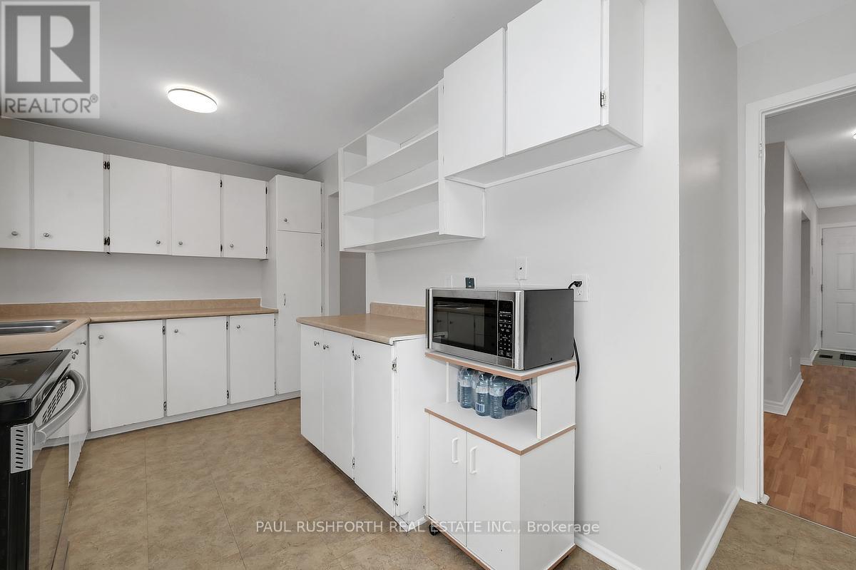 1107 Meadowlands Drive, Ottawa, Ontario  K2C 0K5 - Photo 17 - X12886108