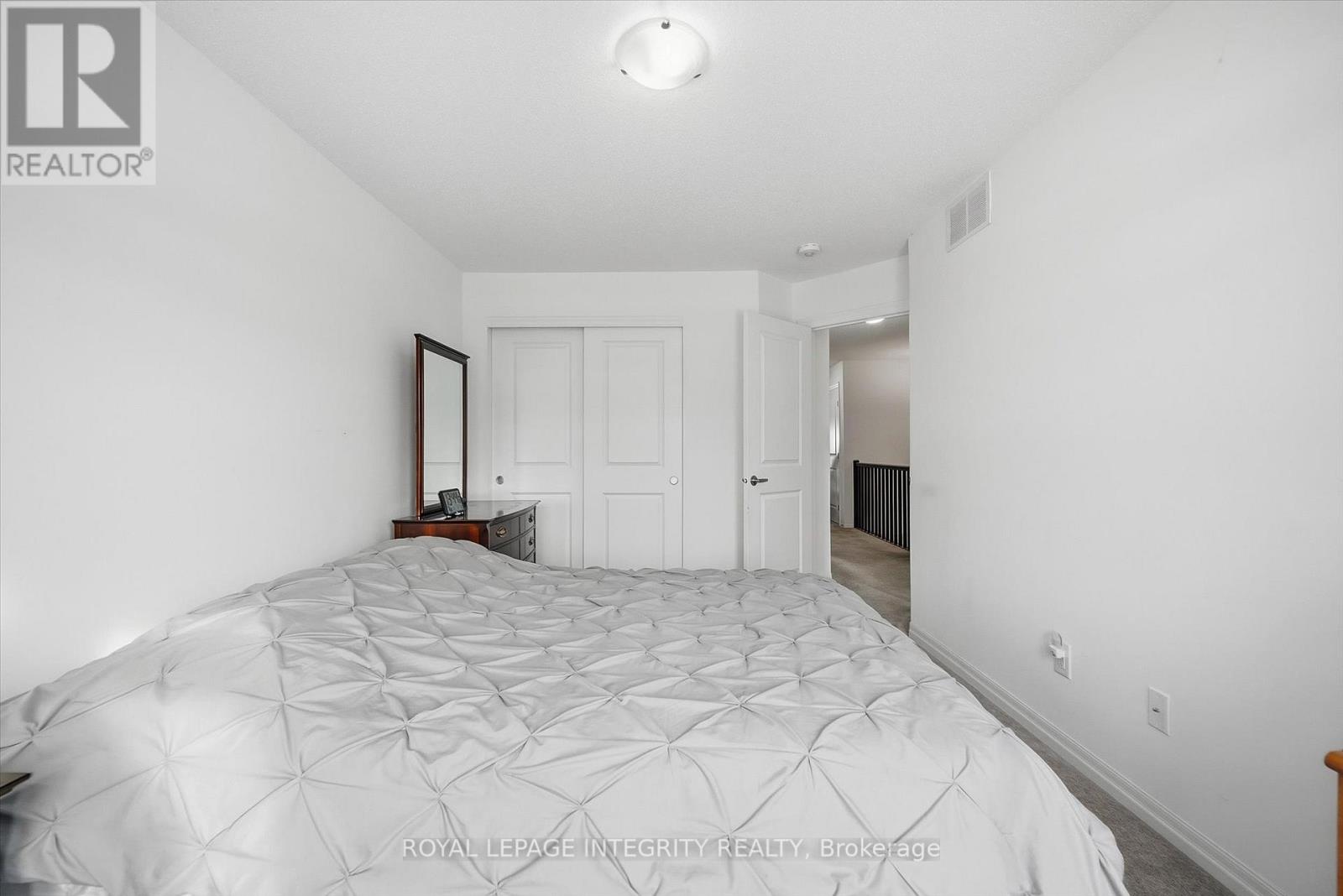 88 Chevron Place, Ottawa, Ontario  K1W 0L6 - Photo 24 - X12886114