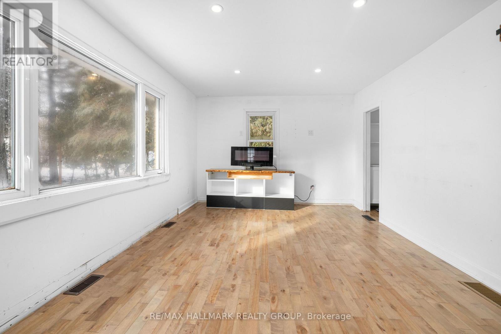 2601 Regional Road 174 Road, Ottawa, Ontario  K4C 1R2 - Photo 6 - X12886172