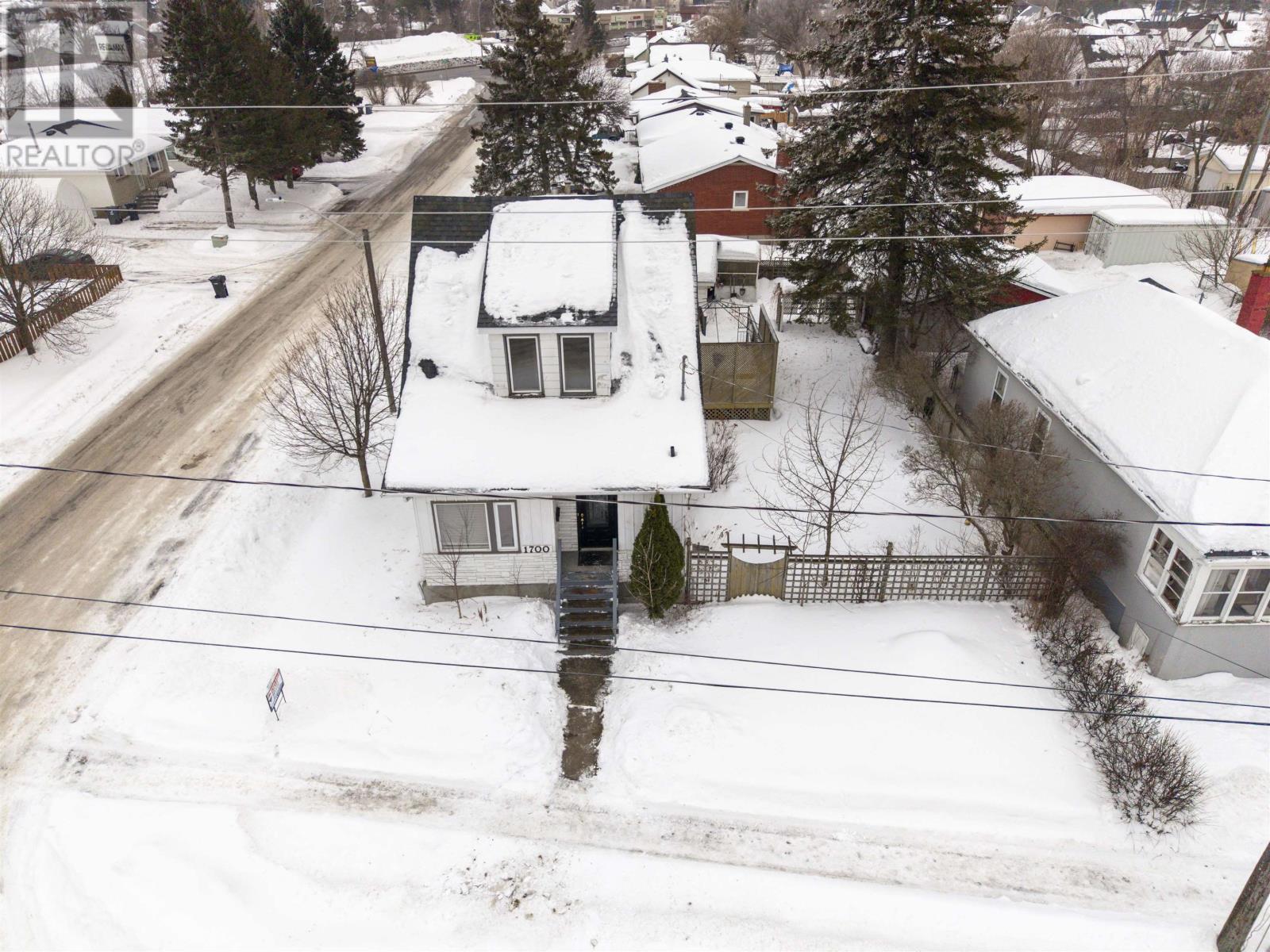 1700 Cumming St, Thunder Bay, Ontario  P7C 1P8 - Photo 38 - TB2600385