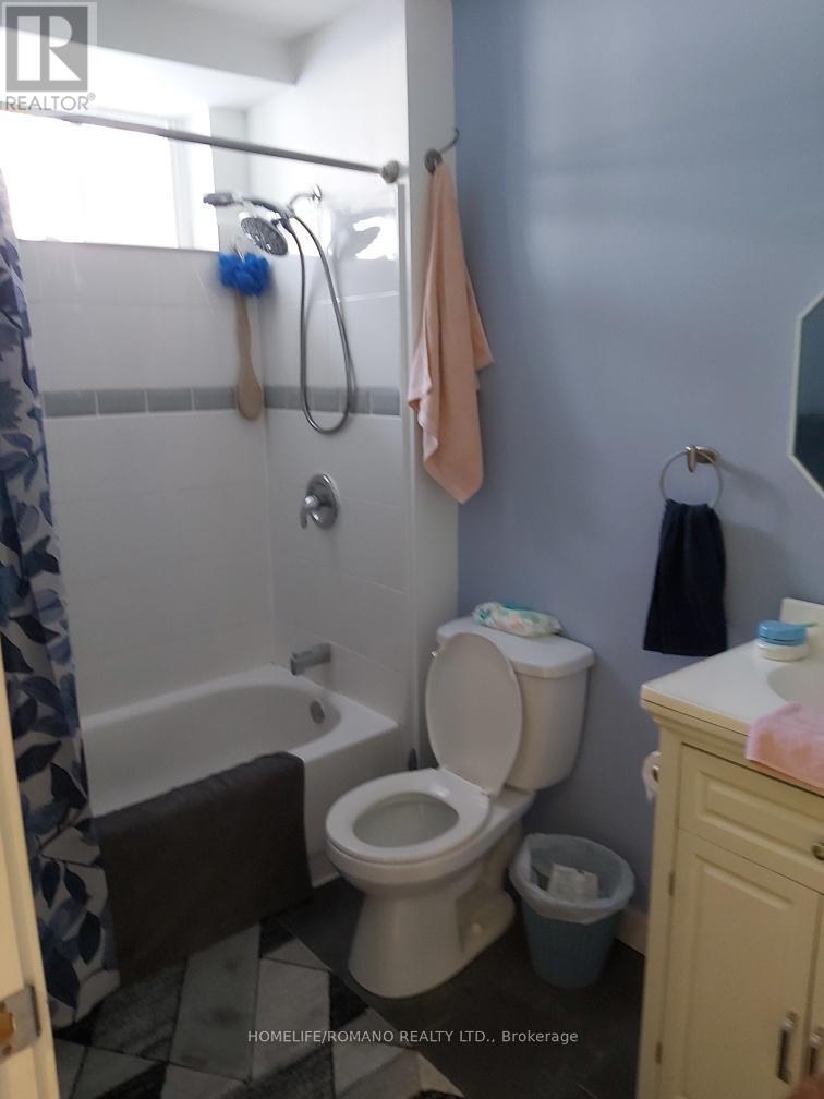 15 Pleasure Street, Kawartha Lakes, Ontario  K0M 1G0 - Photo 35 - X12884276