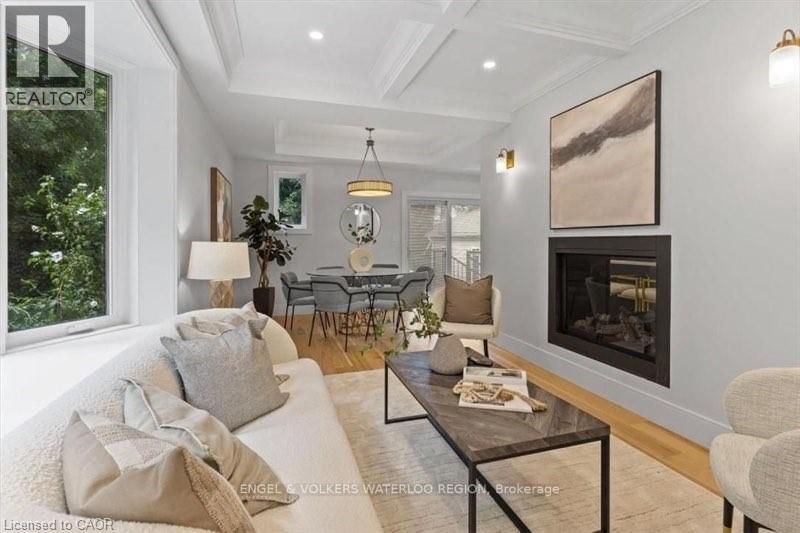 66 W William Street W, Waterloo, Ontario  N2L 1J7 - Photo 2 - 40812424