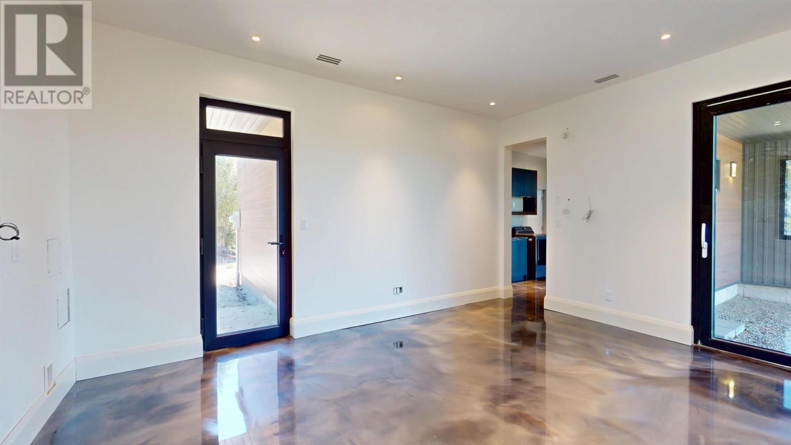 937 Sunnyside Beach Rd, Sault Ste. Marie, Ontario P6A 6K4 - Photo 32 - SM260411