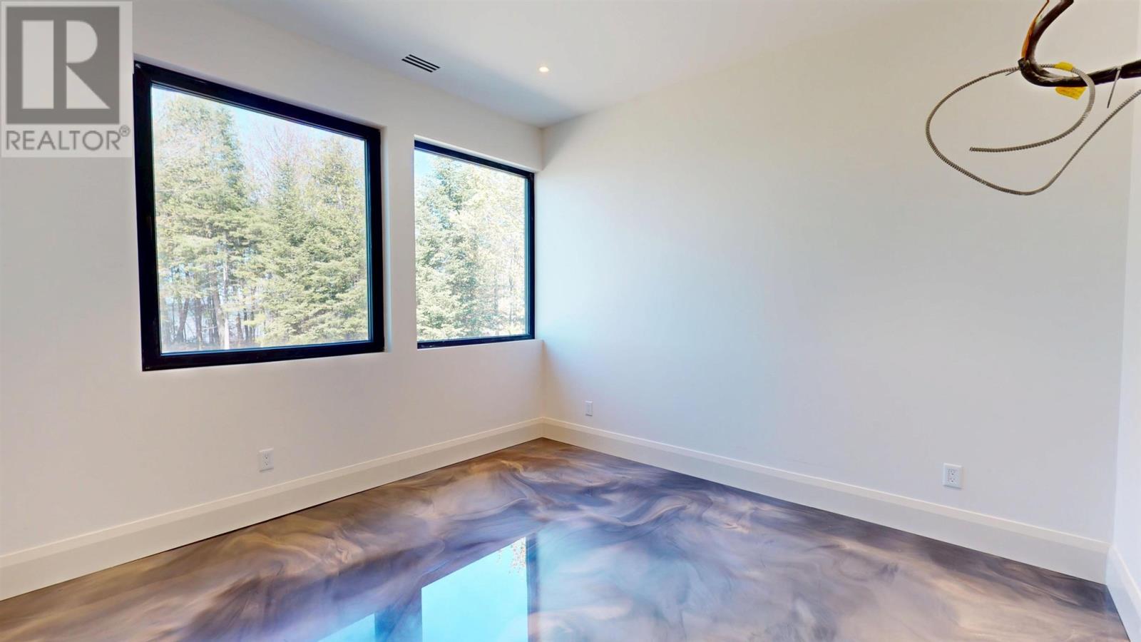 937 Sunnyside Beach Rd, Sault Ste. Marie, Ontario P6A 6K4 - Photo 35 - SM260411