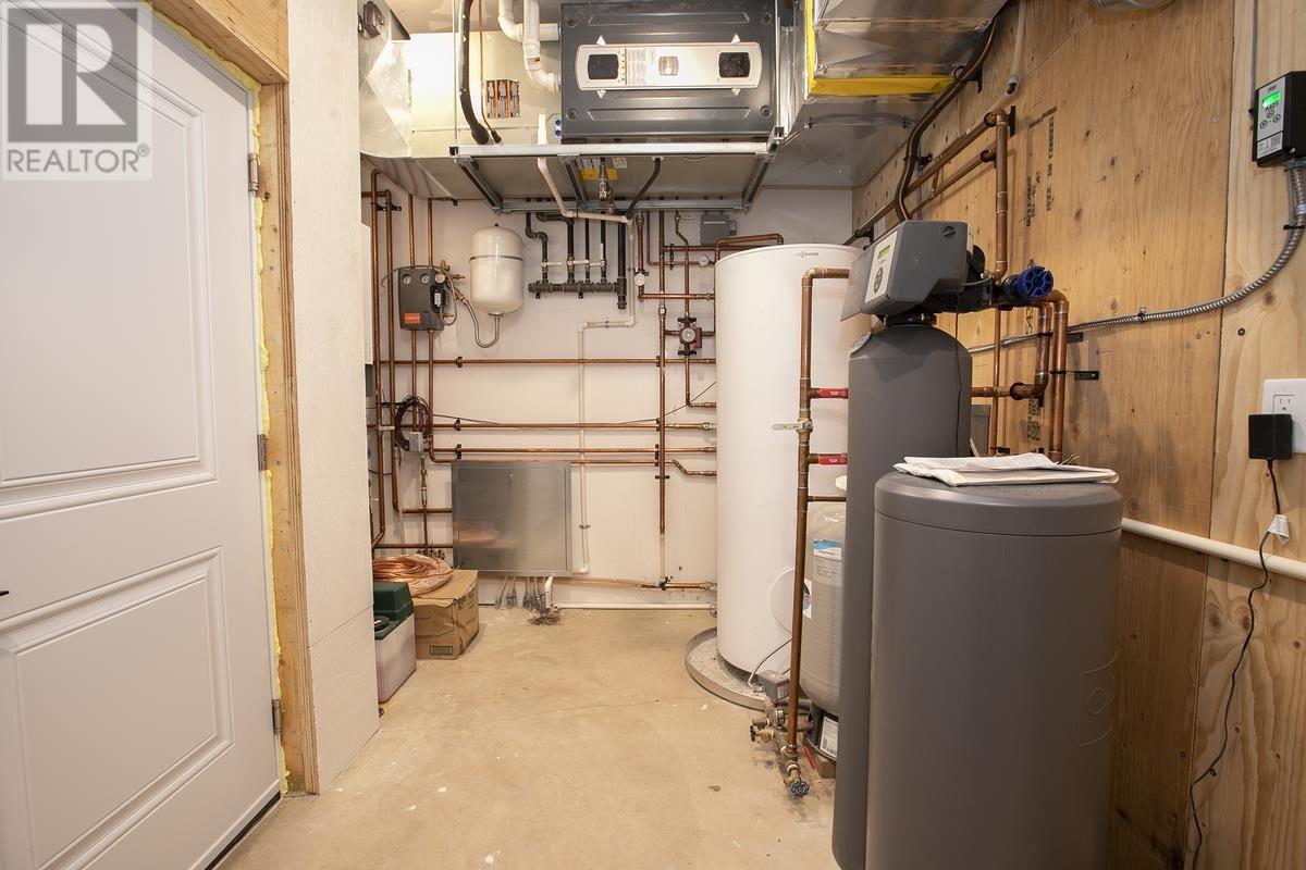 937 Sunnyside Beach Rd, Sault Ste. Marie, Ontario P6A 6K4 - Photo 50 - SM260411