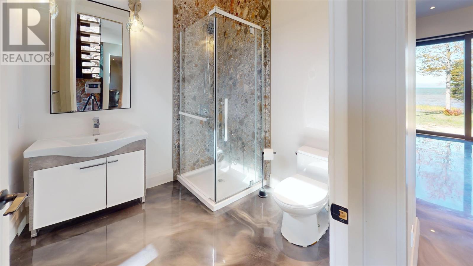 937 Sunnyside Beach Rd, Sault Ste. Marie, Ontario P6A 6K4 - Photo 14 - SM260411