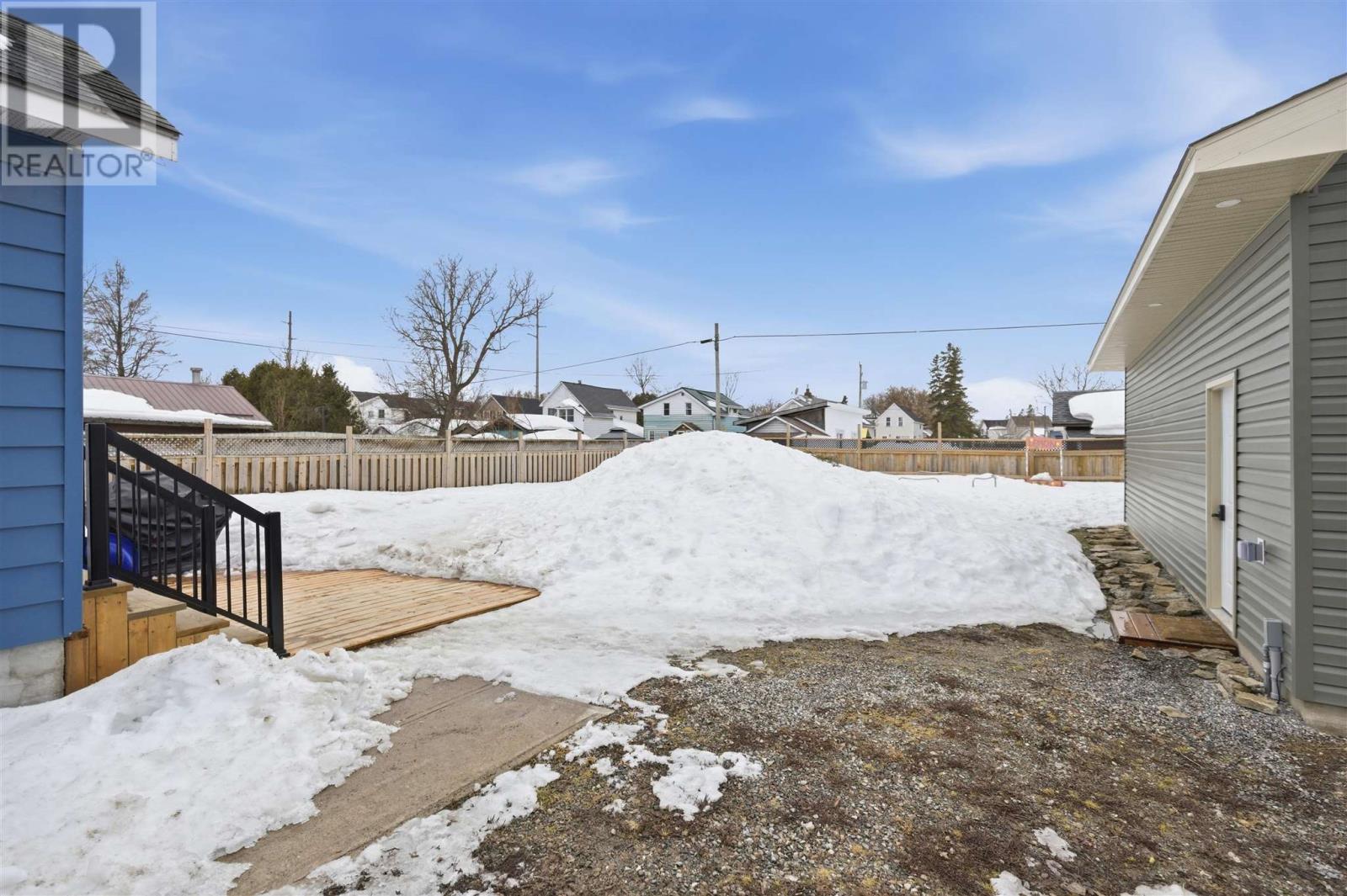 343 Franklin St, Sault Ste. Marie, Ontario P6C 4A9 - Photo 5 - SM260459