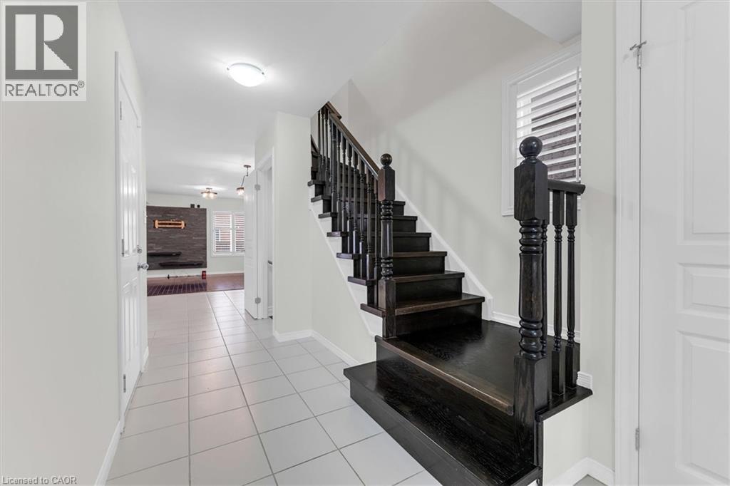 183 Penny Lane, Stoney Creek, Ontario  L8J 0E2 - Photo 4 - 40810468