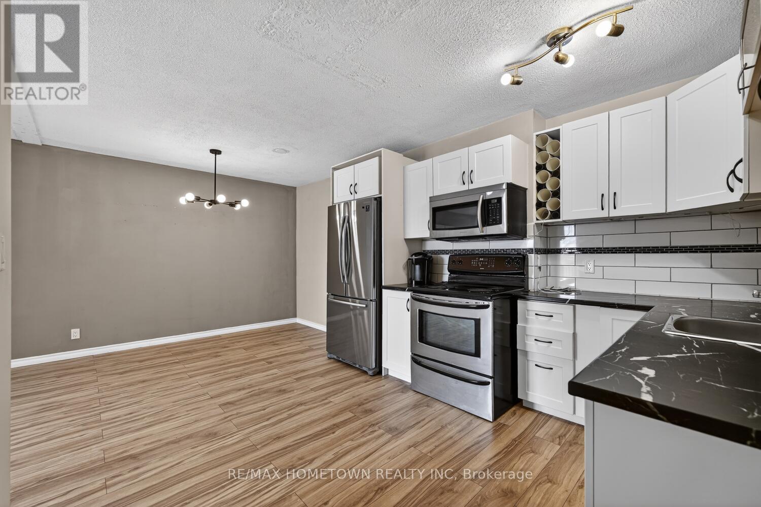 15 - 819 Macodrum Drive, Brockville, Ontario  K6V 6P6 - Photo 9 - X12886030