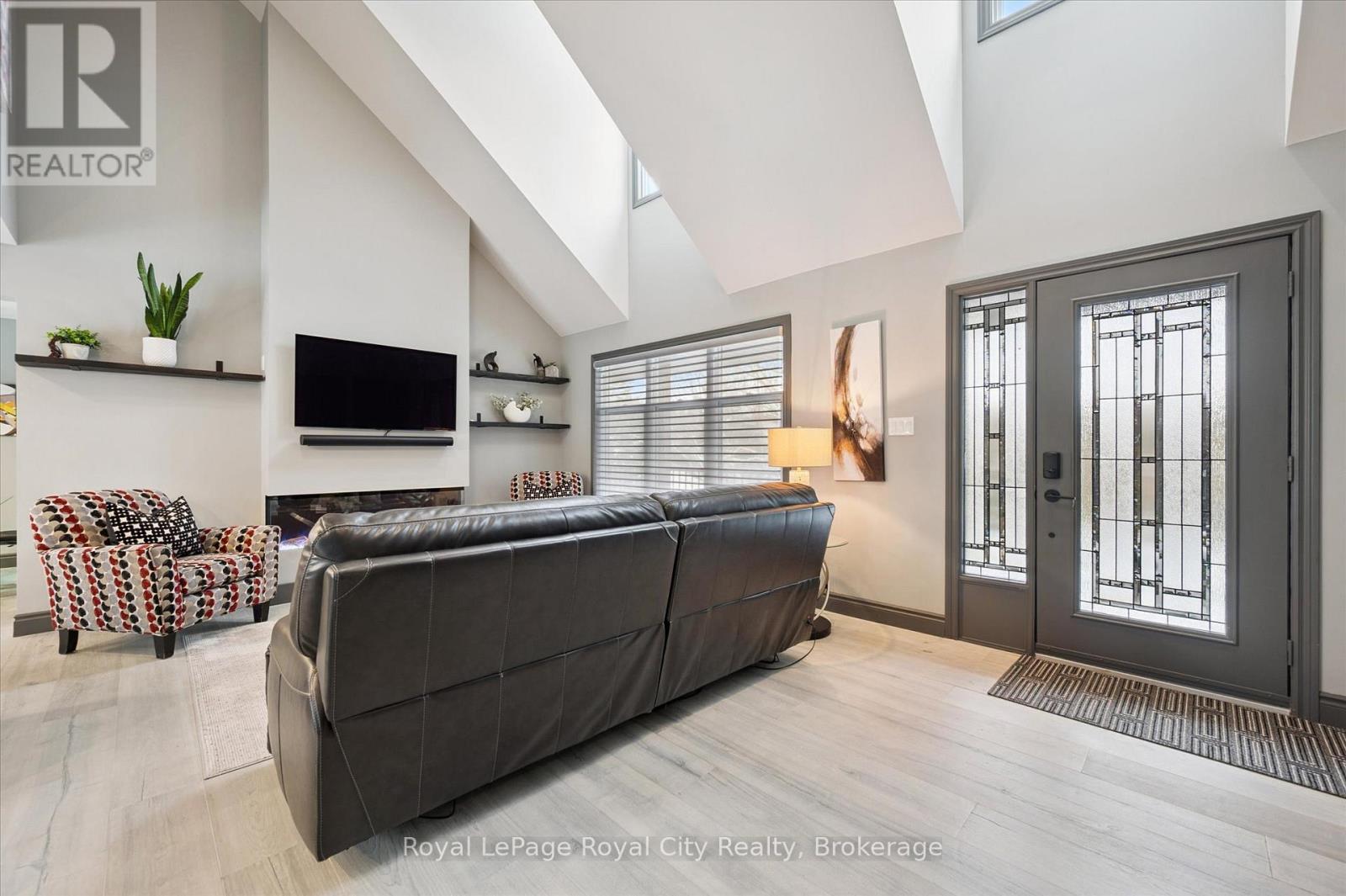 36 Emily Street, Centre Wellington, Ontario  N0B 1S0 - Photo 8 - X12885908