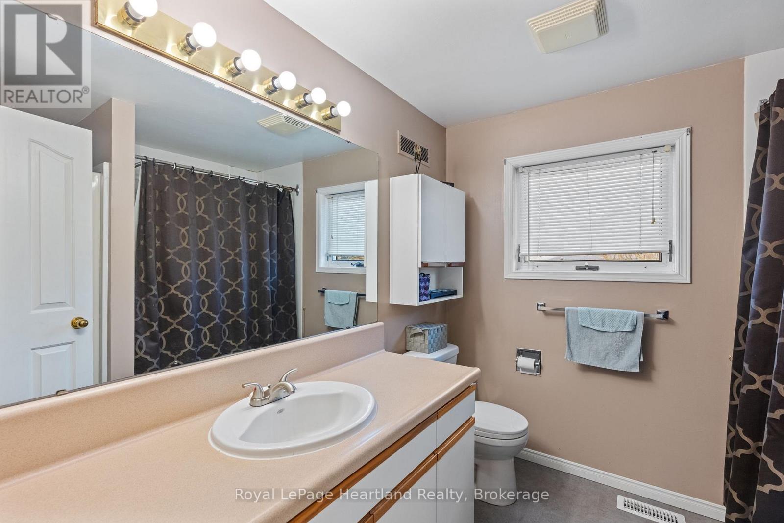 6 Workman Drive, Huron East, Ontario  N0G 1H0 - Photo 13 - X12885974