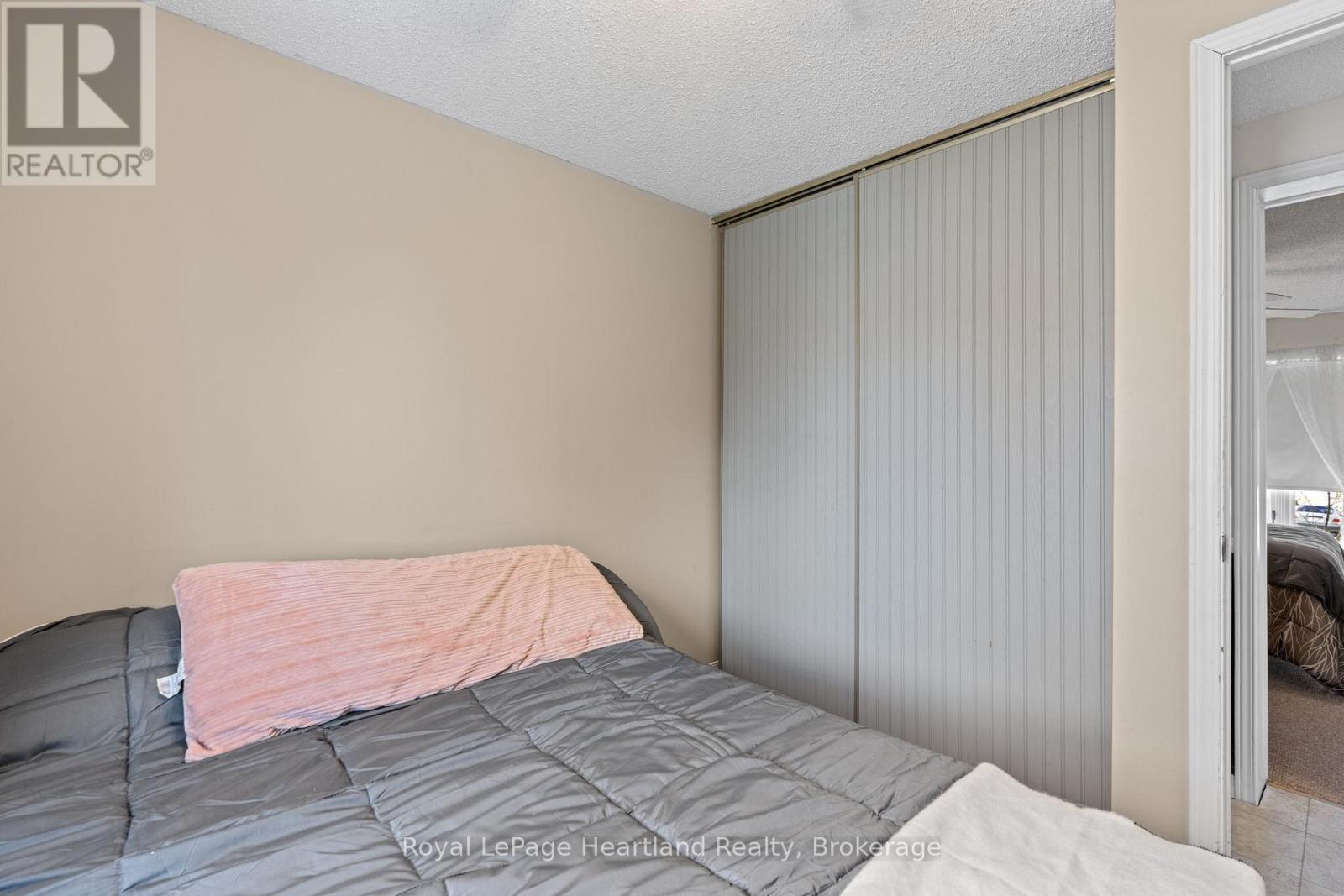 6 Workman Drive, Huron East, Ontario  N0G 1H0 - Photo 15 - X12885974