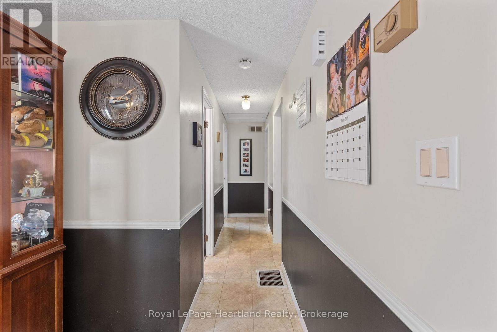 6 Workman Drive, Huron East, Ontario  N0G 1H0 - Photo 22 - X12885974