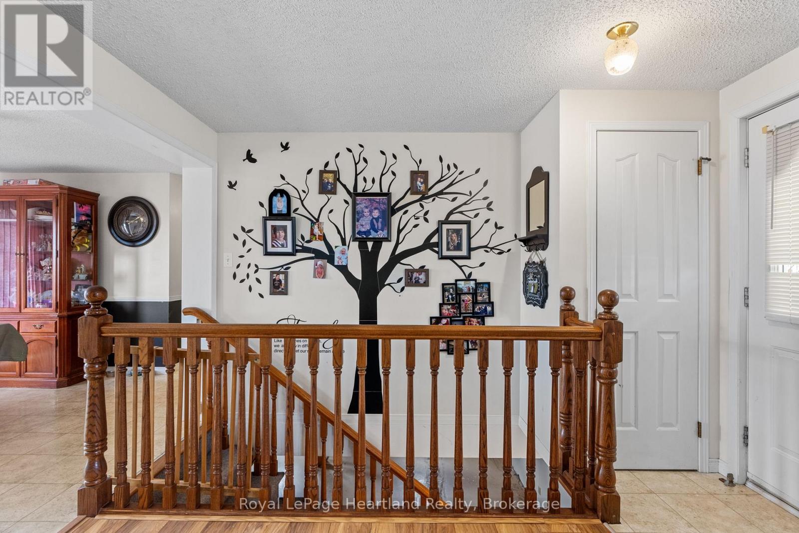 6 Workman Drive, Huron East, Ontario  N0G 1H0 - Photo 5 - X12885974