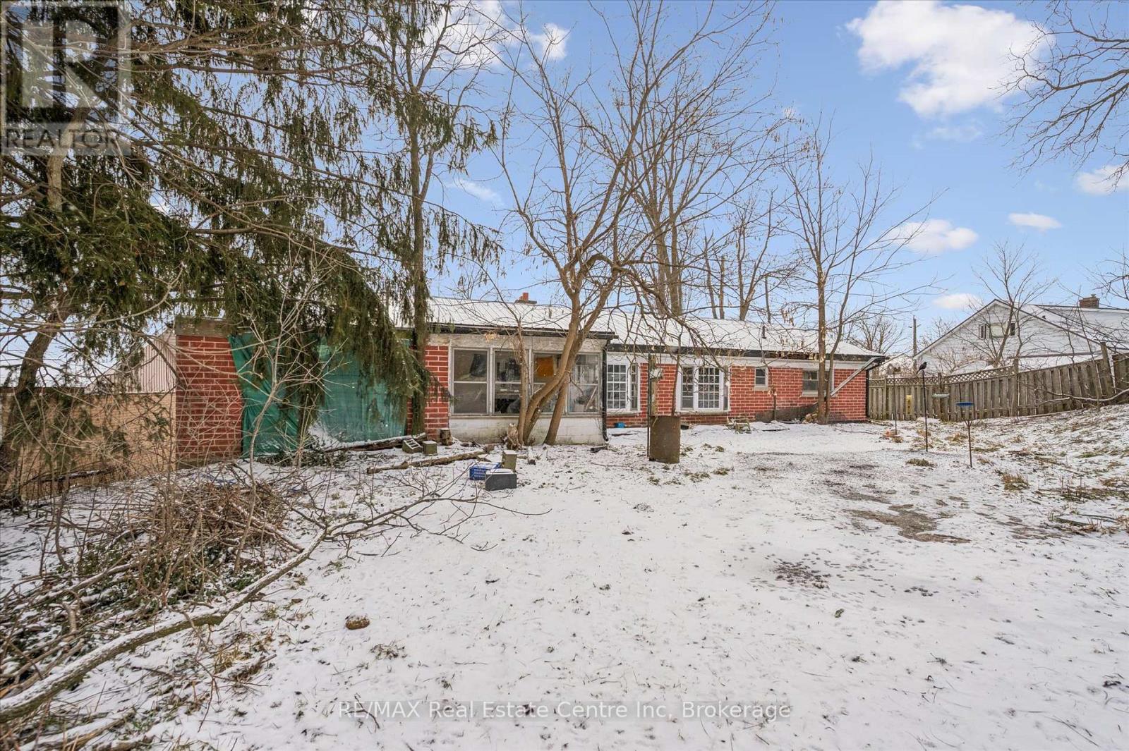 289 St Patrick Street E, Centre Wellington (Fergus), Ontario  N1M 1M5 - Photo 10 - X12886116