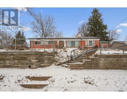 289 ST PATRICK STREET E, centre wellington (fergus), Ontario