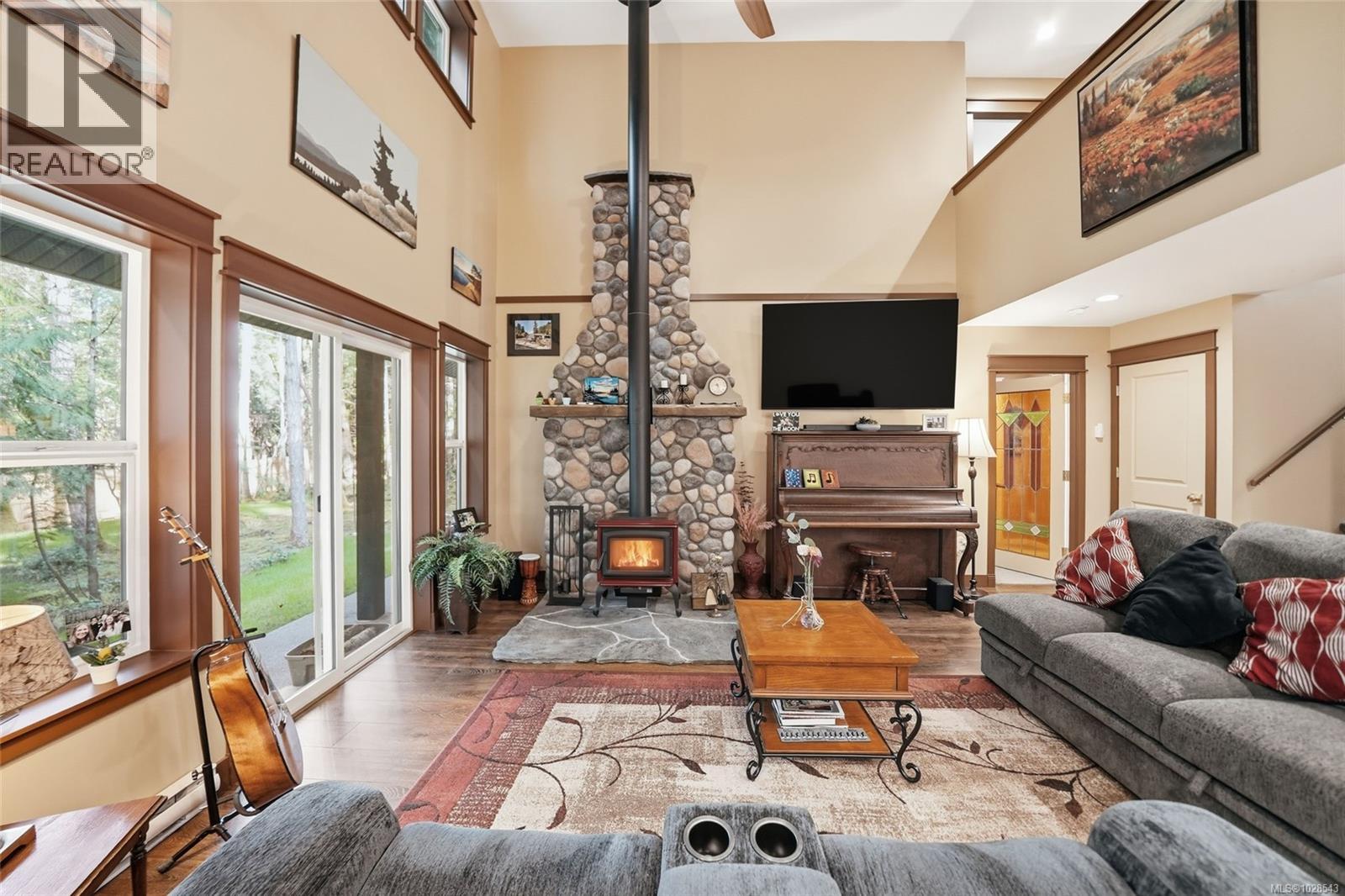 272 James Way, Gabriola Island, British Columbia  V0R 1X1 - Photo 10 - 1028543