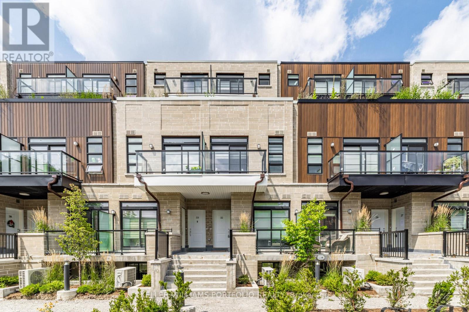 32 - 57 FINCH AVENUE W, Toronto, Ontario