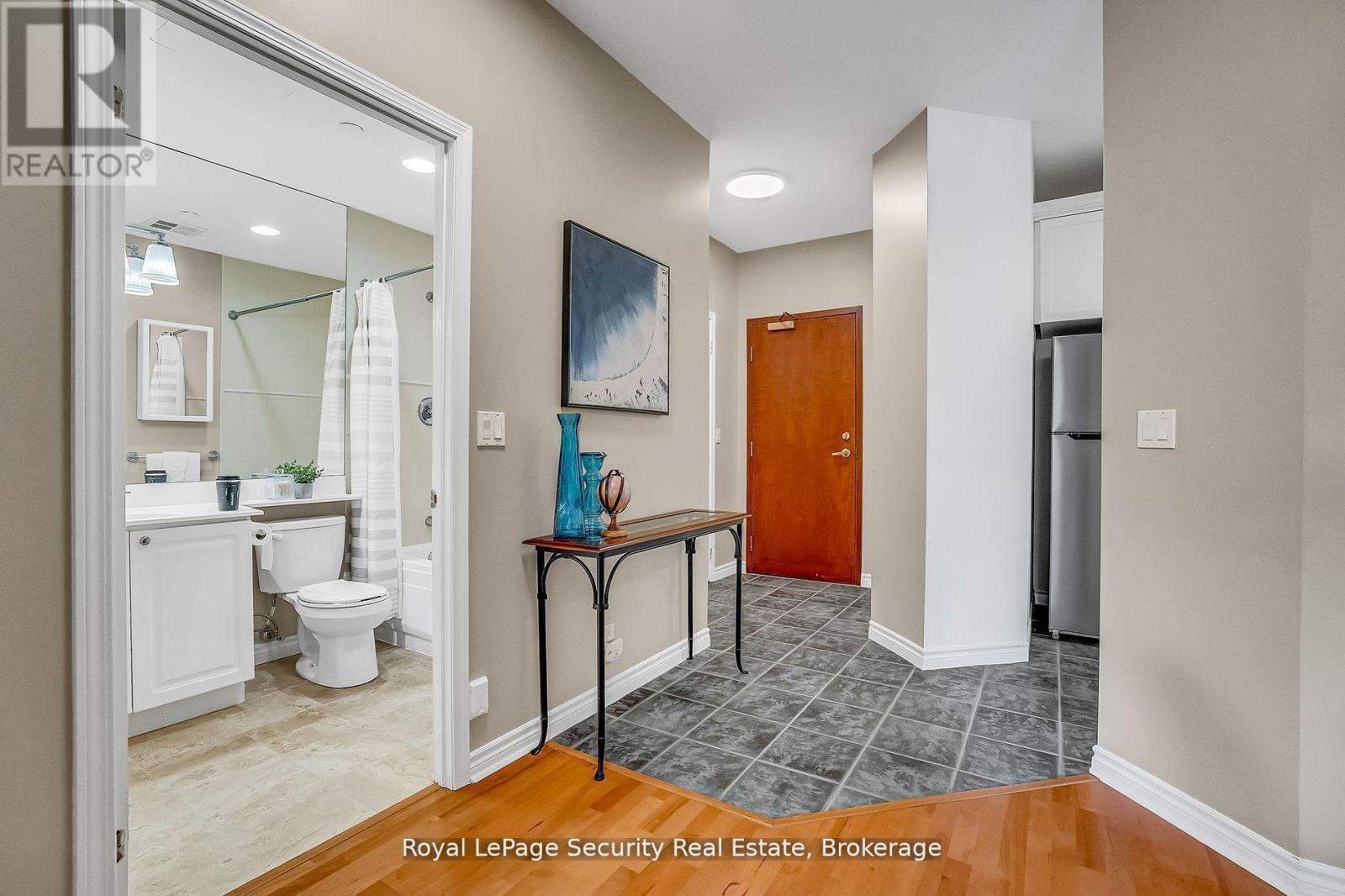 403 - 980 Yonge Street, Toronto, Ontario M4W 3V8 - Photo 9 - C12885864