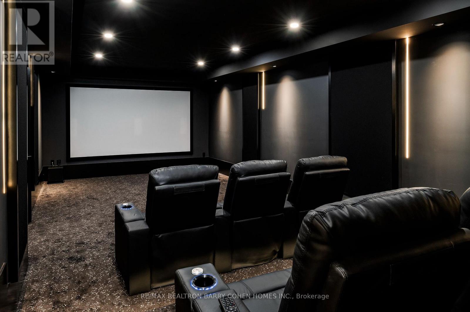 45 Park Lane Circle, Toronto, Ontario  M3C 2N3 - Photo 28 - C12885882