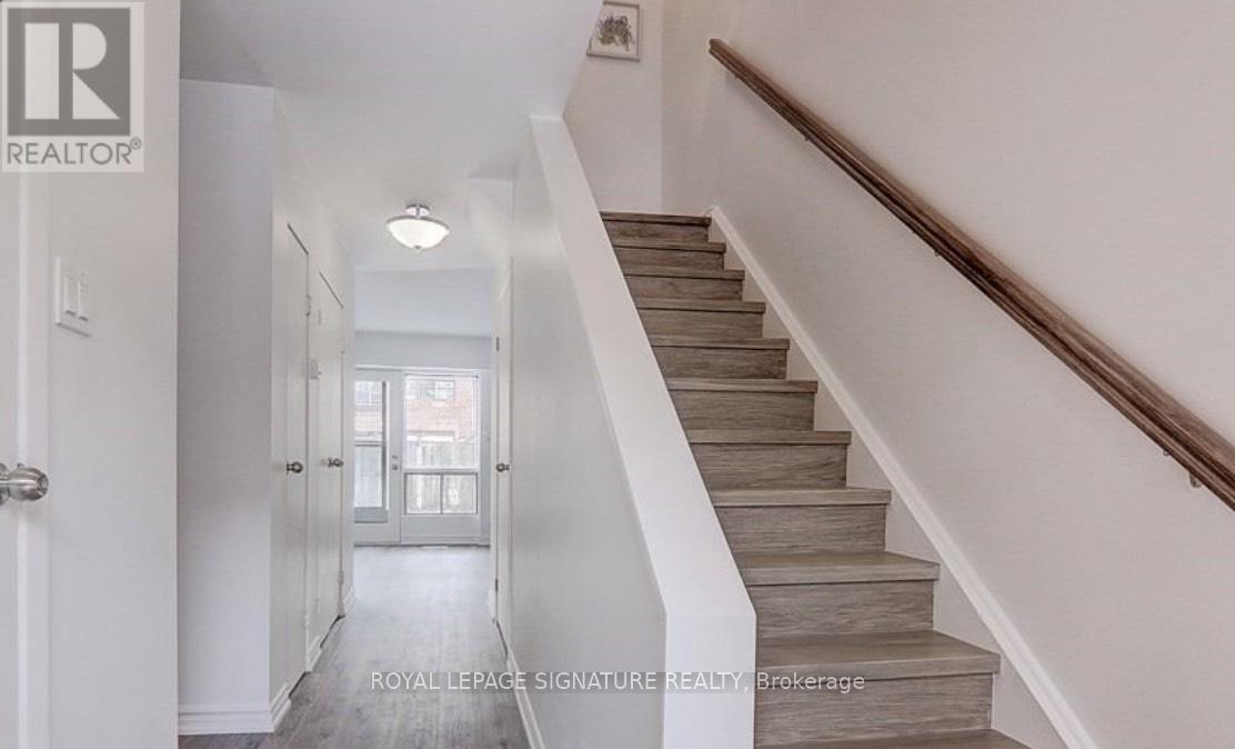 2 - 76 Castlebury Crescent, Toronto, Ontario  M2H 1W8 - Photo 3 - C12885894