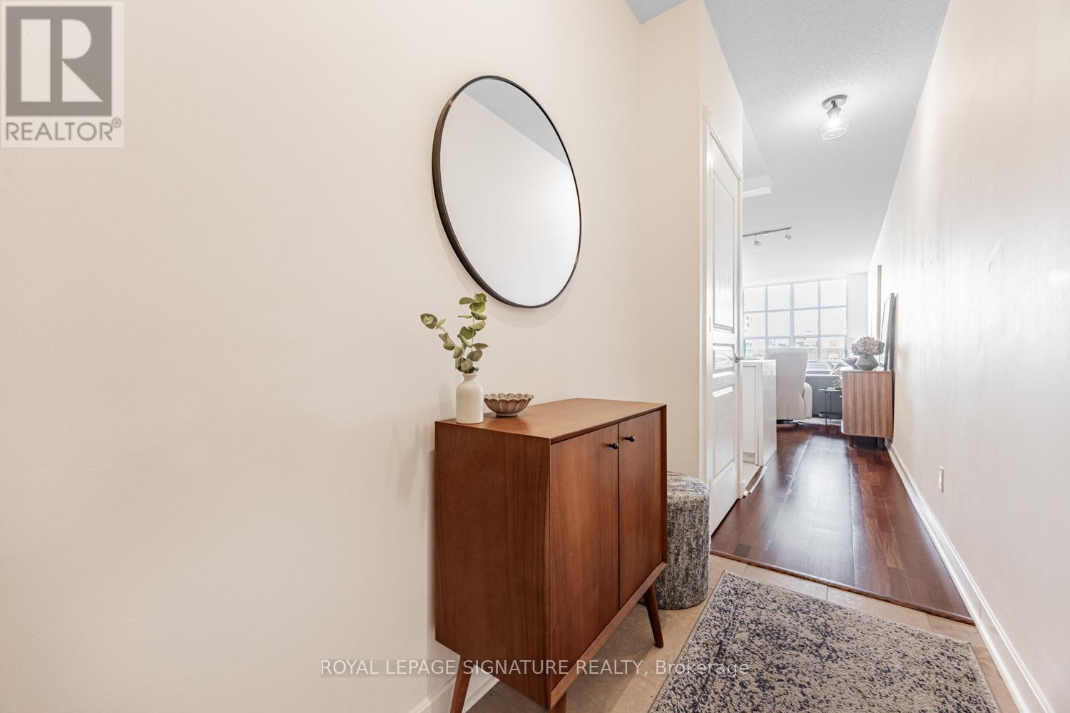 802 - 438 Richmond Street W, Toronto, Ontario  M5V 3S6 - Photo 5 - C12885904