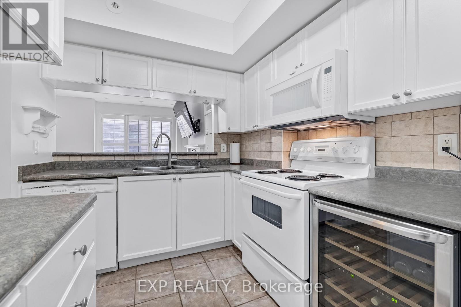 121 - 3 Everson Drive, Toronto (Willowdale East), Ontario  M2N 7C2 - Photo 15 - C12885924