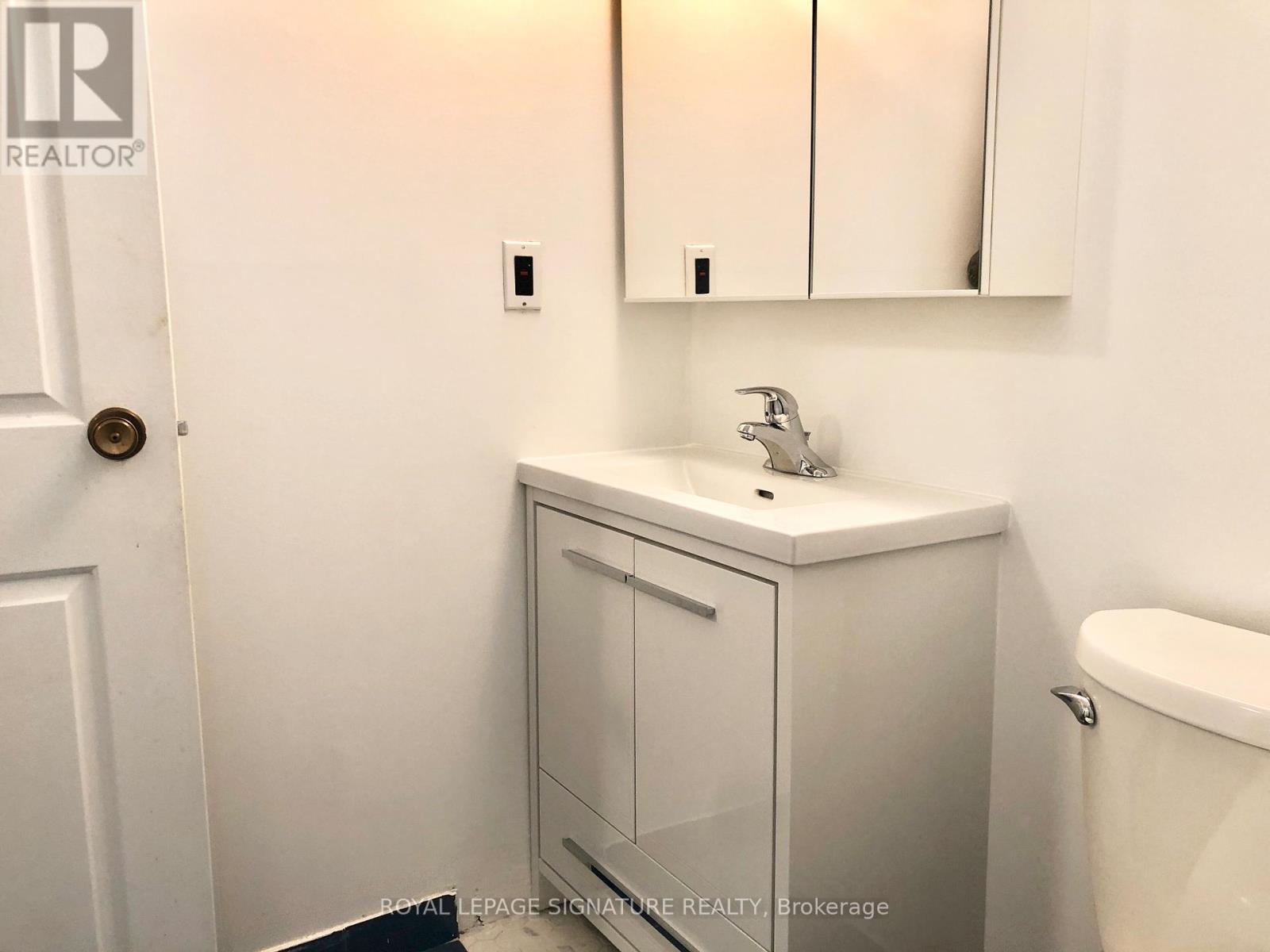 517 - 89 Mccaul Street, Toronto, Ontario  M5T 2X3 - Photo 12 - C12885976