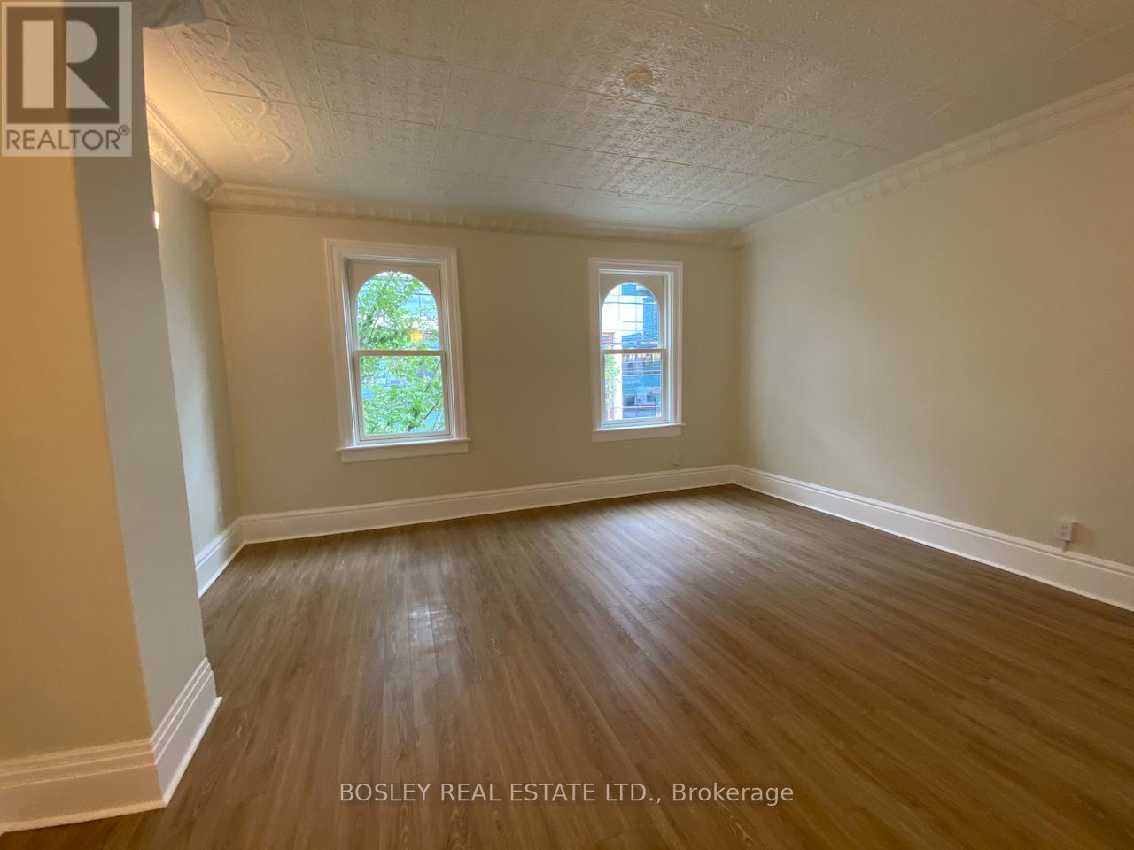 2 - 988 QUEEN STREET W, Toronto, Ontario