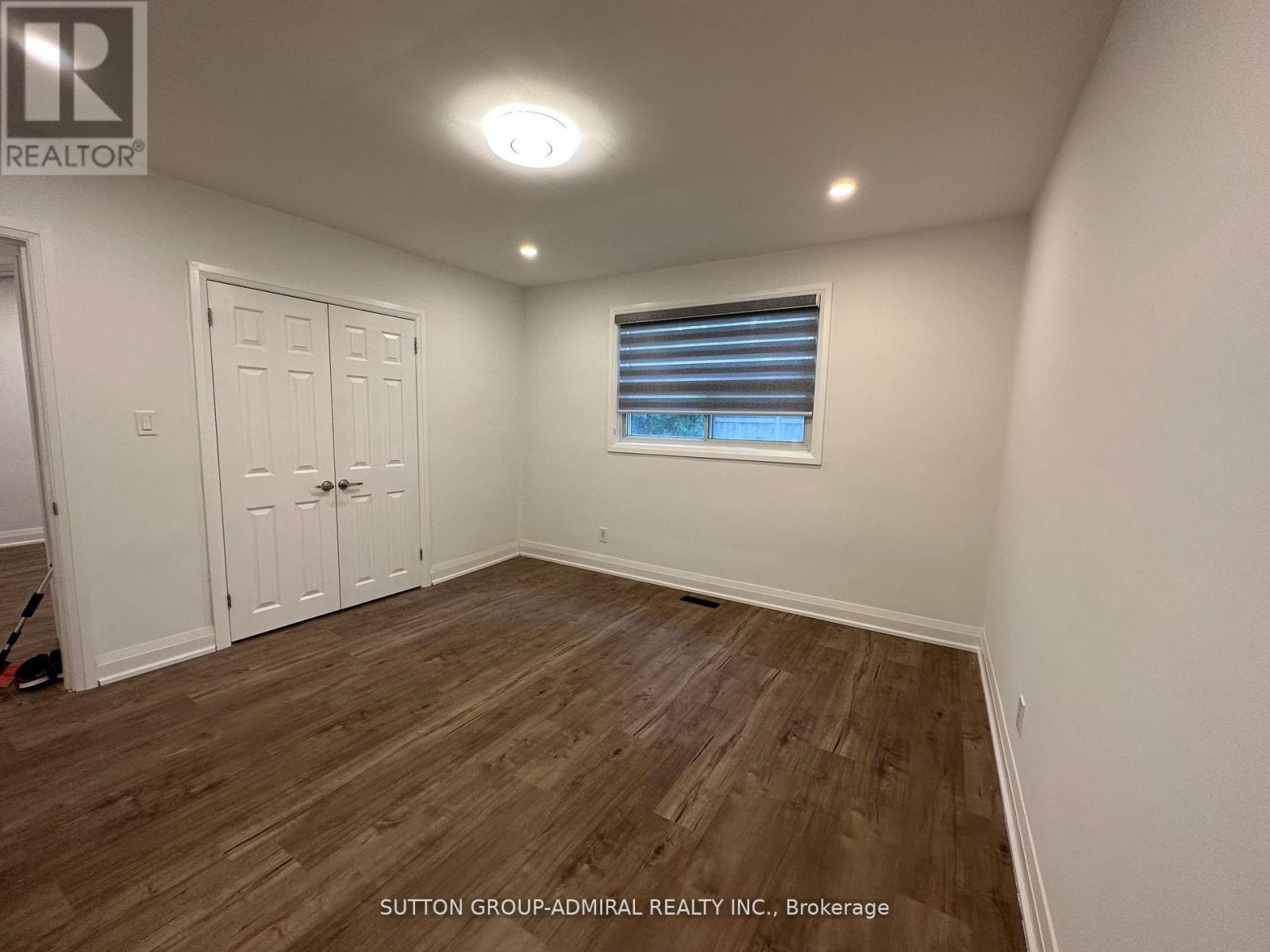 Main Floor - 7 Resolution Crescent, Toronto, Ontario  M2H 1N3 - Photo 10 - C12886078