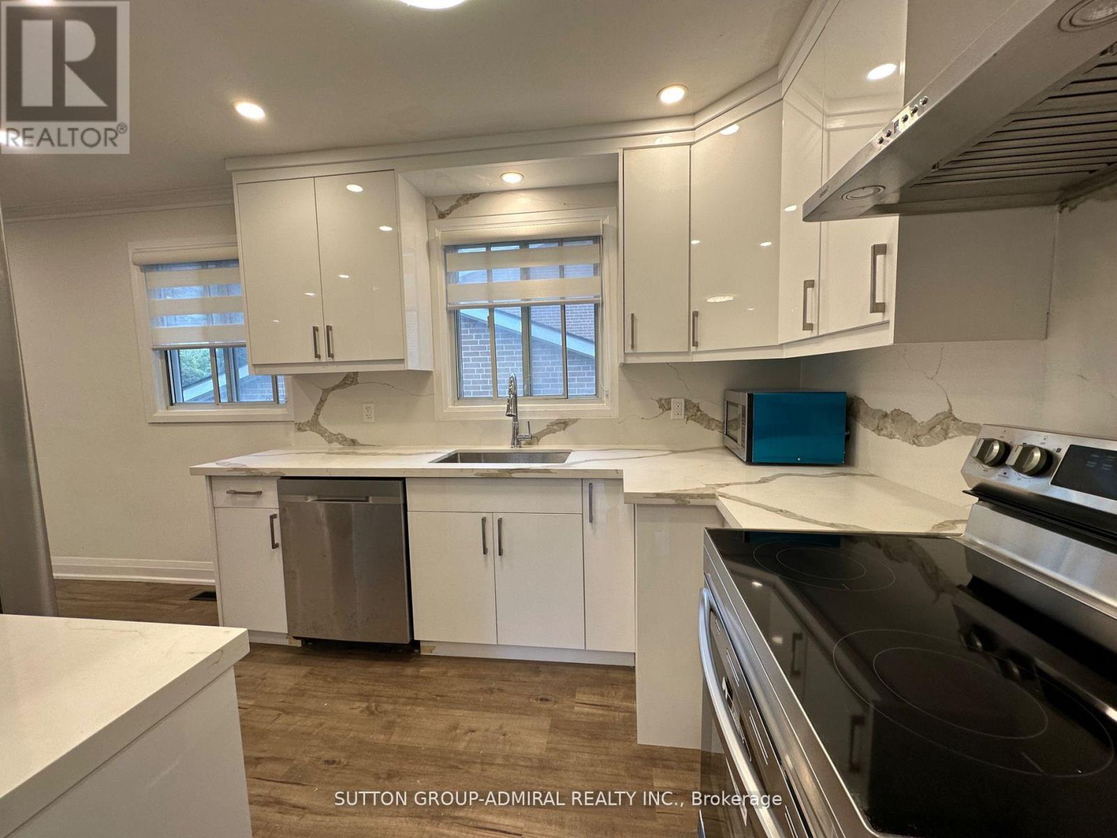 Main Floor - 7 Resolution Crescent, Toronto, Ontario  M2H 1N3 - Photo 15 - C12886078