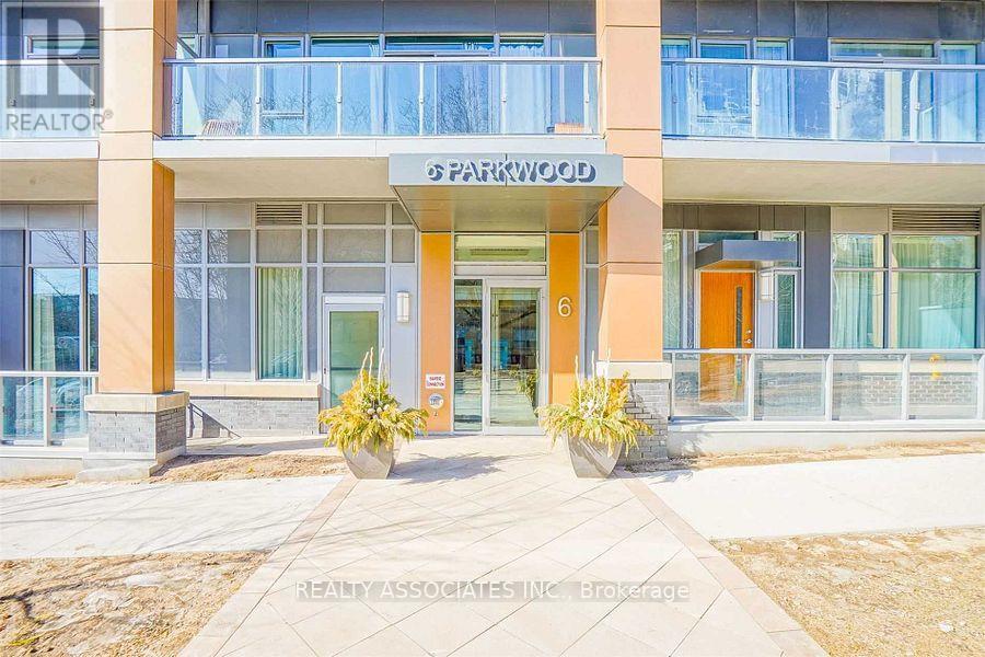 307 - 6 PARKWOOD AVENUE, Toronto, Ontario
