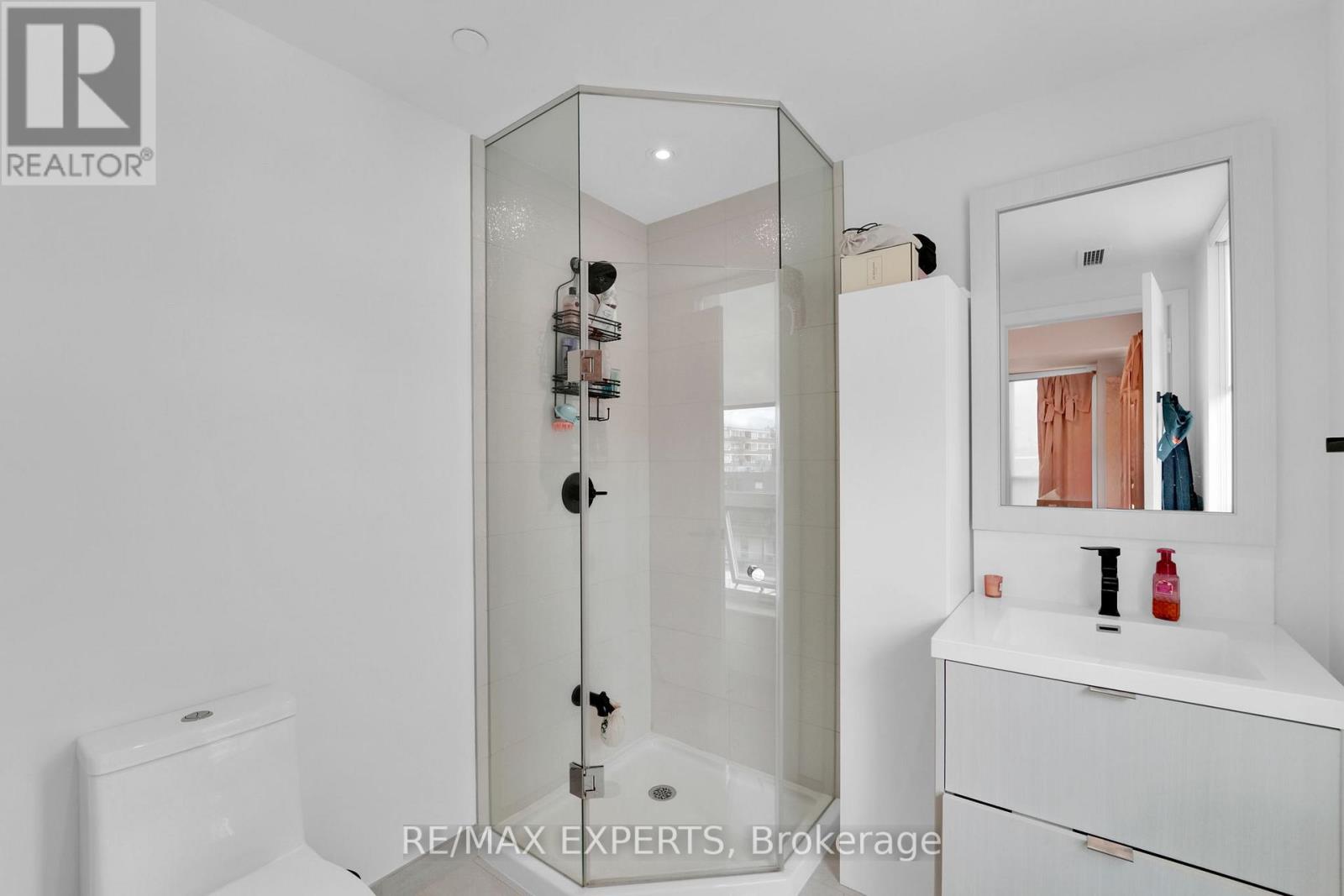 605 - 38 Cameron Street, Toronto, Ontario  M5T 0C3 - Photo 40 - C12886126