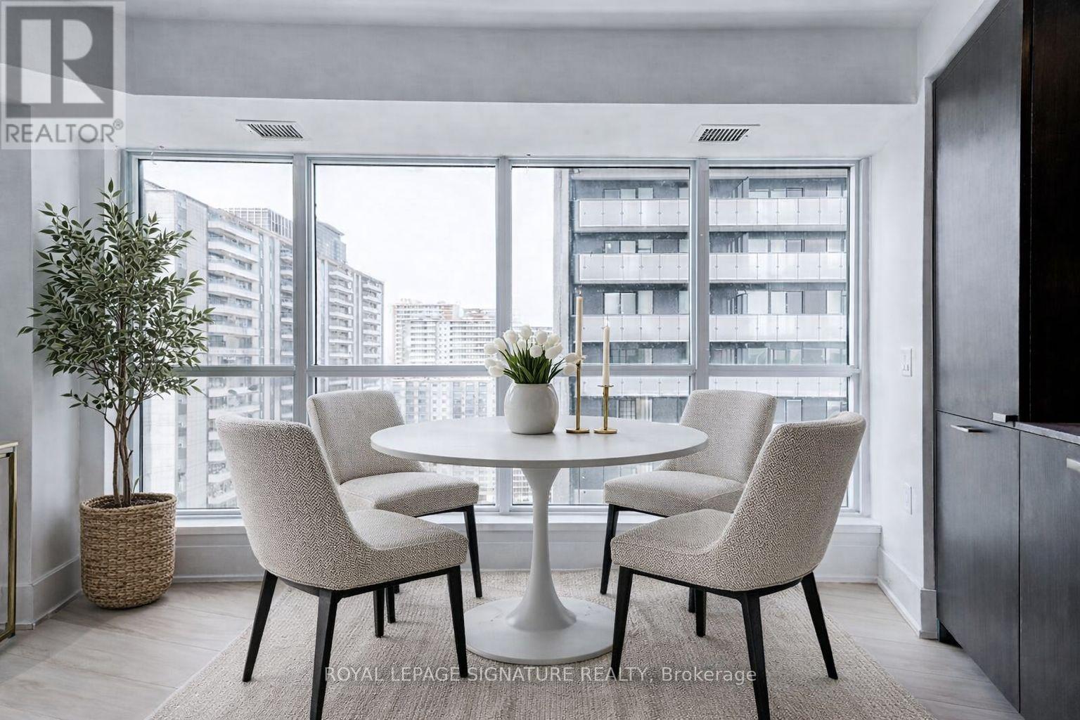 2722 - 585 Bloor Street E, Toronto, Ontario  M4W 0B3 - Photo 4 - C12886164