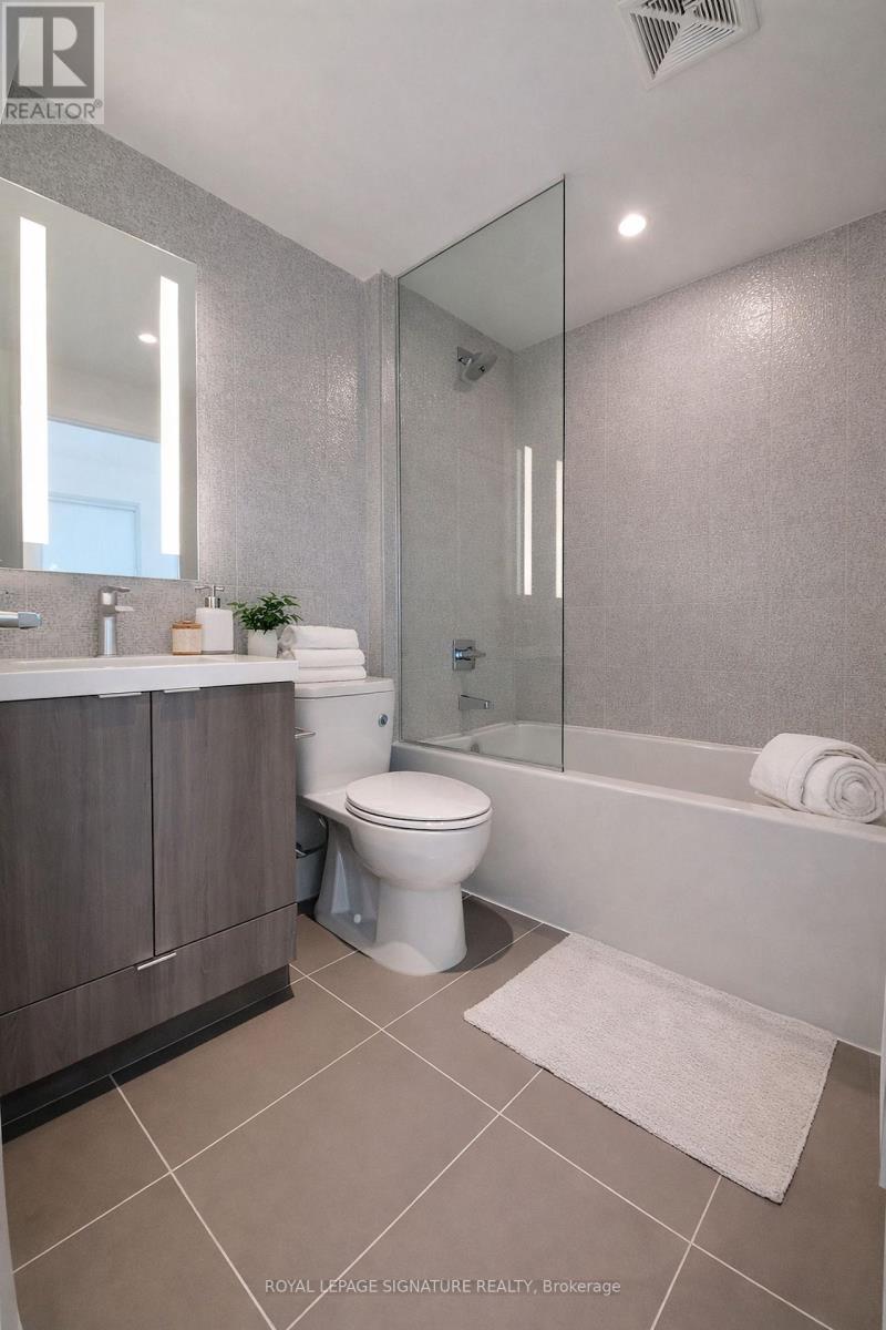 2722 - 585 Bloor Street E, Toronto, Ontario  M4W 0B3 - Photo 9 - C12886164