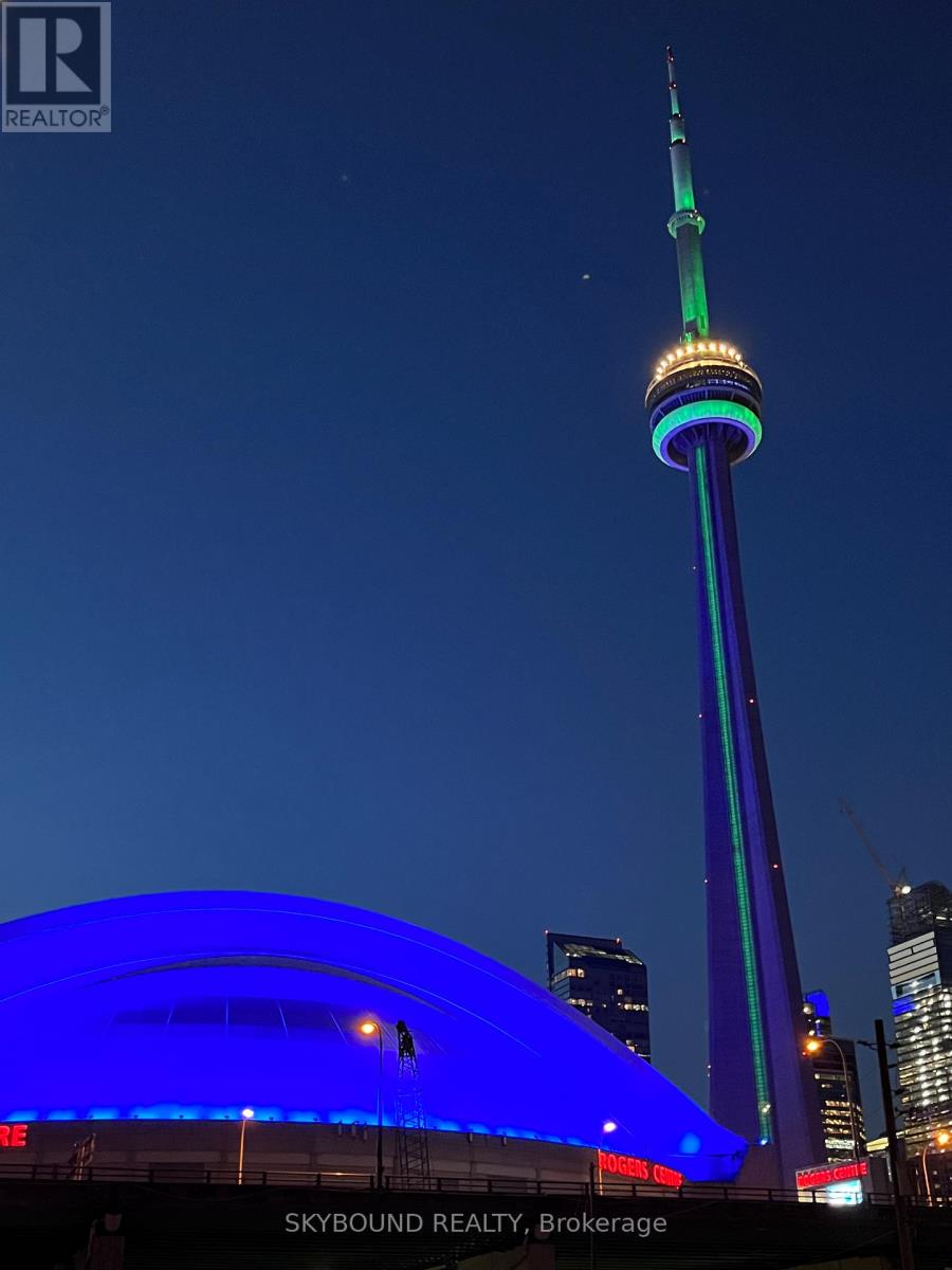 # 1804 - 260 Queens Quay W Quay W, Toronto, Ontario  M5J 2N3 - Photo 24 - C12886178