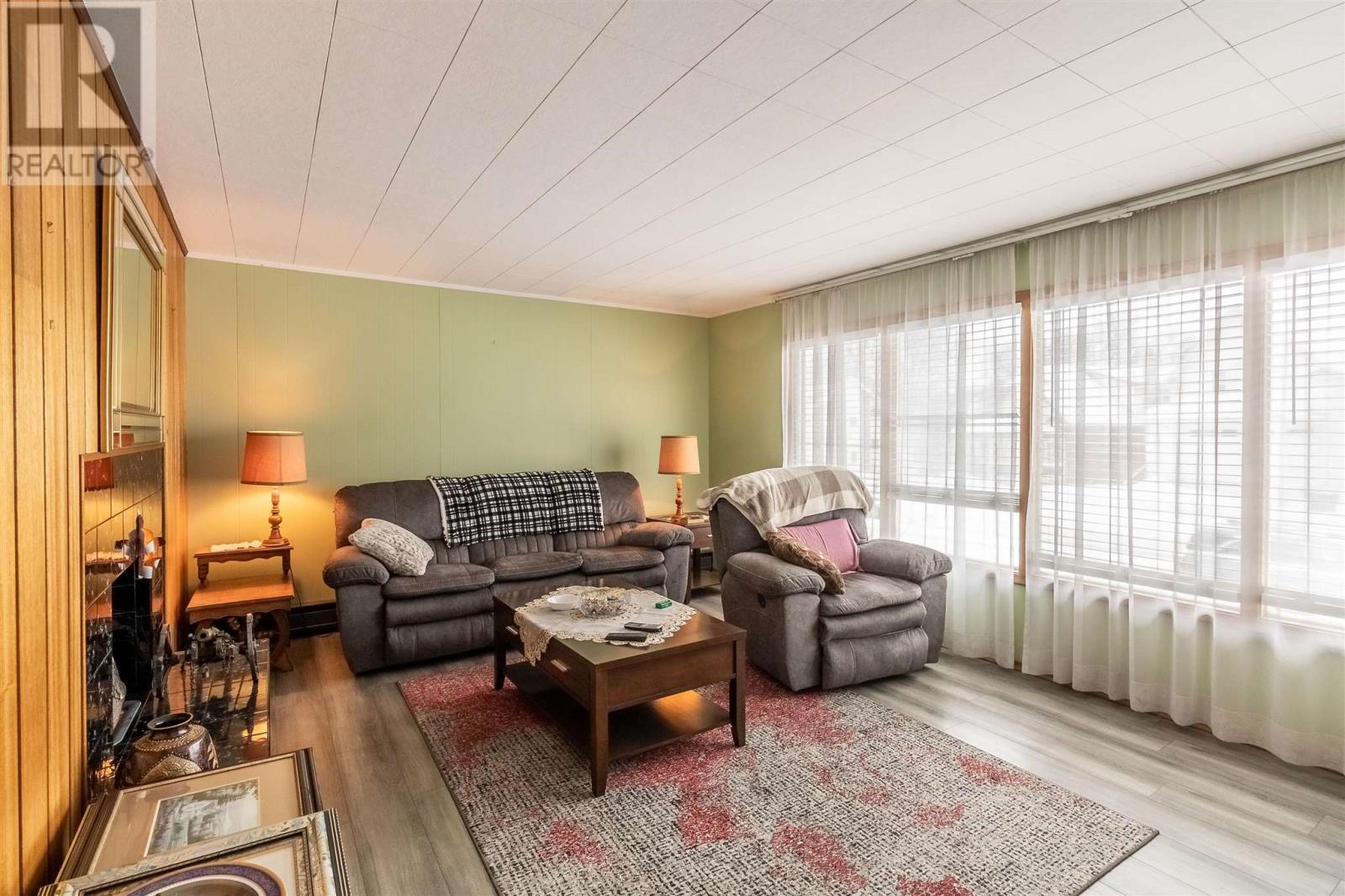 920 Wellington St E, Sault Ste. Marie, Ontario  P6A 2N5 - Photo 11 - SM260481