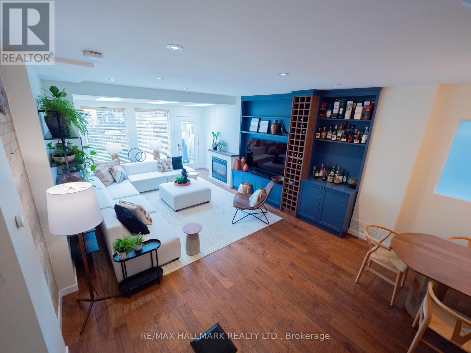 55 Galt Avenue, Toronto, Ontario  M4M 2Z2 - Photo 10 - E12885856