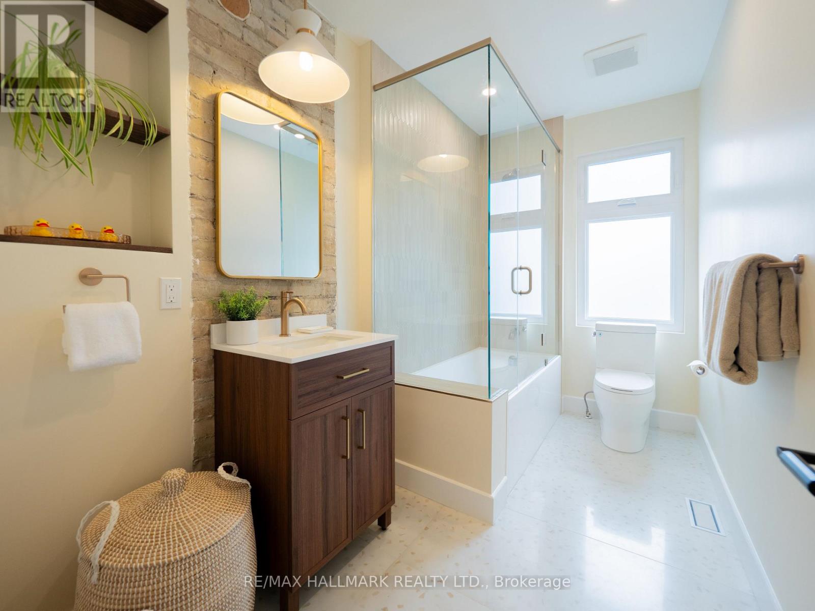 55 Galt Avenue, Toronto, Ontario  M4M 2Z2 - Photo 28 - E12885856