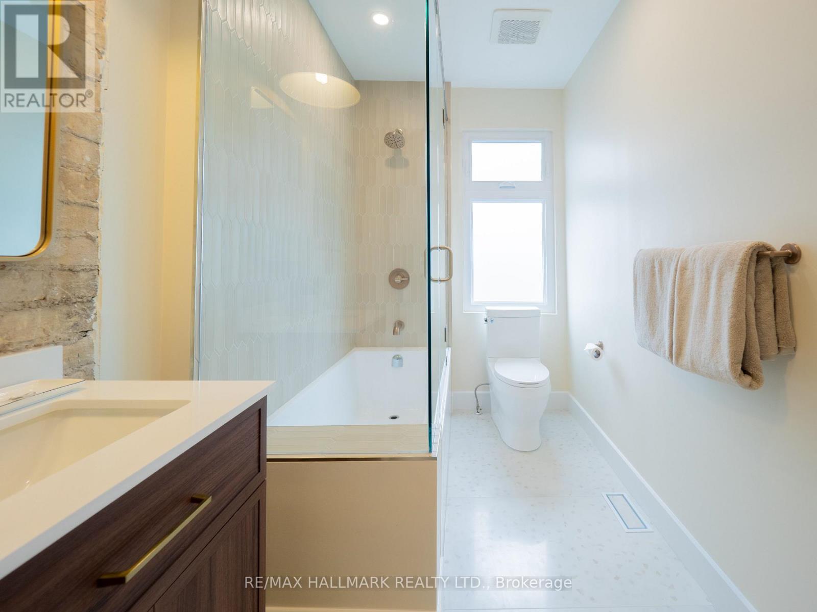 55 Galt Avenue, Toronto, Ontario  M4M 2Z2 - Photo 29 - E12885856