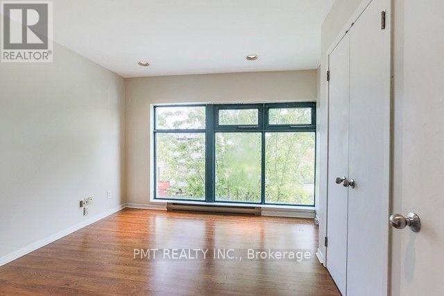 1 - 2064 Queen Street E, Toronto, Ontario  M4E 1C9 - Photo 11 - E12885876