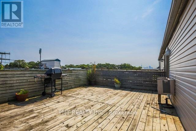 1 - 2064 Queen Street E, Toronto, Ontario  M4E 1C9 - Photo 15 - E12885876